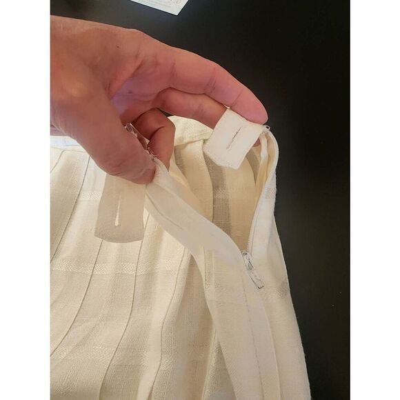 Vintage Sasson pleated skirt size 8 off white - Picture 6 of 8